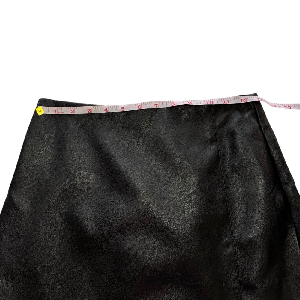 NWT TOPSHOP Faux Leather Mini Skirt‎ Vegan Leather Split Party Holiday 4 Small - Picture 10 of 13